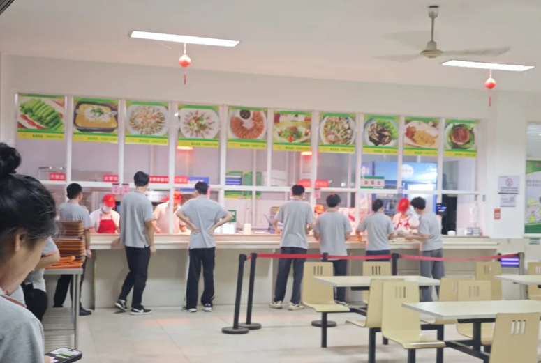 青岛钉钉＂人、车、场＂管理平台方案安装案例 - {dede:global.cfg_webname/}